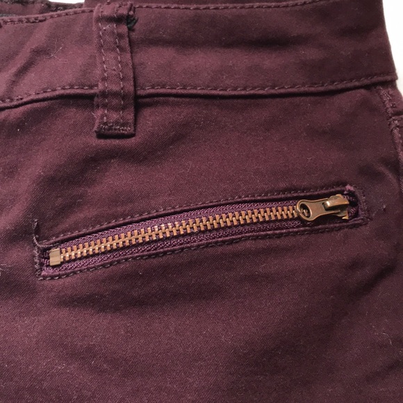 Burgundy stretchy skinny dress pants - Picture 2 of 5